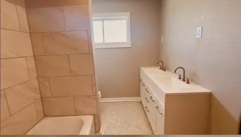 Bath - 120 Bluebonnet Dr, Junction, TX 76849 photo 2 of 4