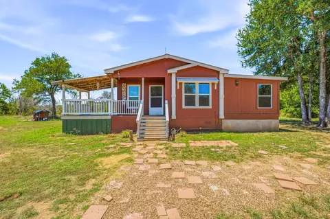 570 Armadillo Ct, Granbury, TX 76049