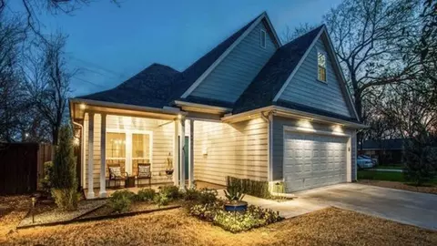 4803 Calmont Ave, Fort Worth, TX 76107