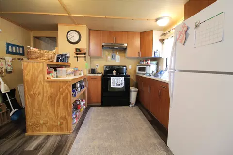 921 Crown Dr, Tool, TX 75143 photo 15