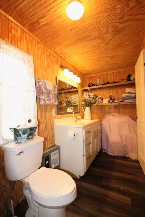 921 Crown Dr, Tool, TX 75143 photo 22