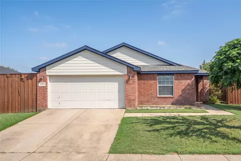 14812 Ledgeview Ct, Balch Springs, TX 75180