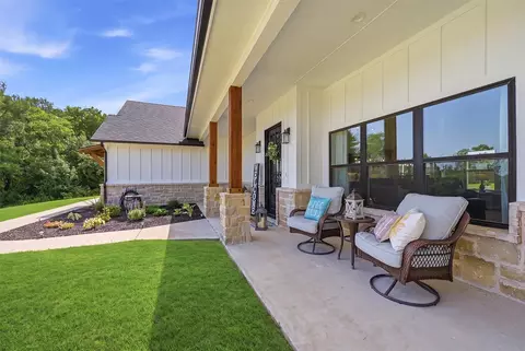 Exterior - 3657 Harrell Rd, Howe, TX 75459 photo 5 of 9