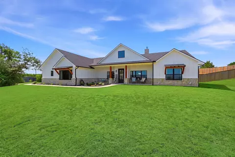 Exterior - 3657 Harrell Rd, Howe, TX 75459 photo 4 of 9