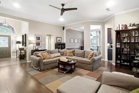 106 Honeysuckle Dr, Justin, TX 76247