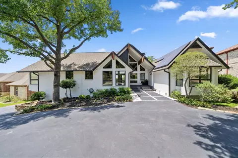 231 Oak Hill Dr, Trophy Club, TX 76262