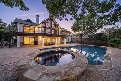 231 Oak Hill Dr, Trophy Club, TX 76262