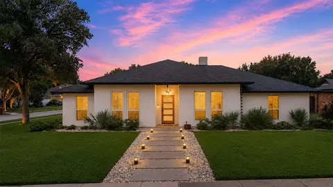 1414 Scottsboro Ln, Richardson, TX 75082