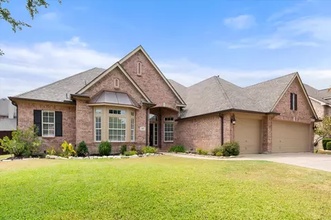 1815 Lakes Edge Blvd, Mansfield, TX 76063