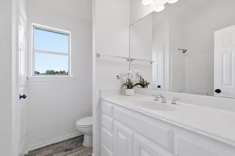 Bath - 14316 Rising Spring Rd, Haslet, TX 76052 photo 4 of 4