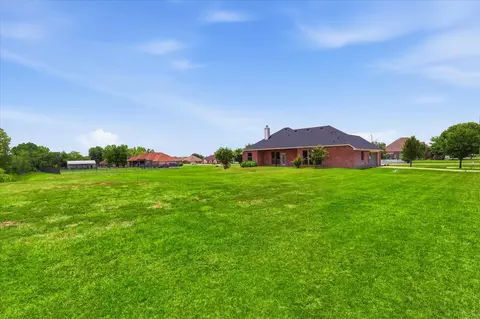 Exterior - 14316 Rising Spring Rd, Haslet, TX 76052 photo 4 of 5