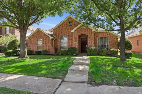 2718 Serena Ct, Garland, TX 75040