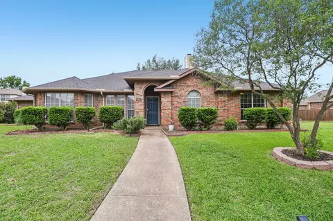 8205 Danbury Ct, Rowlett, TX 75089