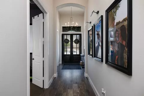 Entry Way - 1109 10th St, Argyle, TX 76226 photo 3 of 6