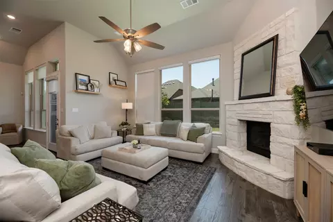 Living - 1109 10th St, Argyle, TX 76226 photo 3 of 3
