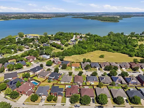 221 Flatwood Dr, Little Elm, TX 75068
