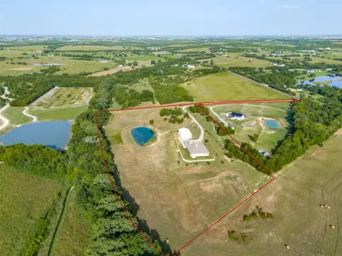 16755 County Road 566, Farmersville, TX 75442