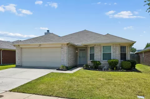 5751 Hunters Bend Ln, Dallas, TX 75249