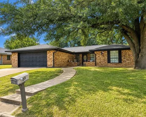 23 Haven Cir, Denison, TX 75020