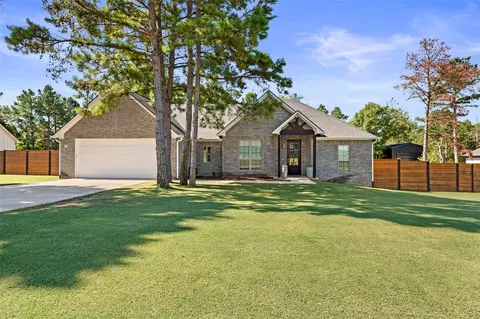 19355 Cedarpark Pl, Lindale, TX 75771