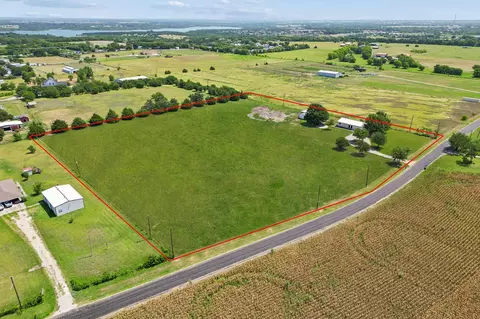 14221 County Road 545, Nevada, TX 75173