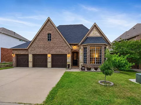 8608 Snowdrop Ct, Fort Worth, TX 76123