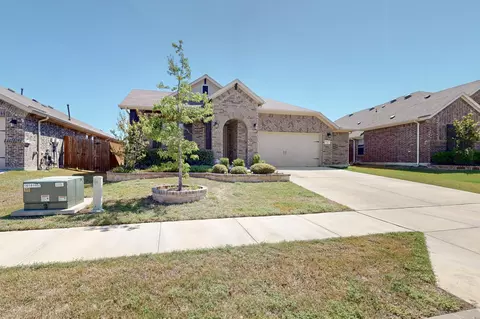 6112 Whale Rock Ct, Fort Worth, TX 76179