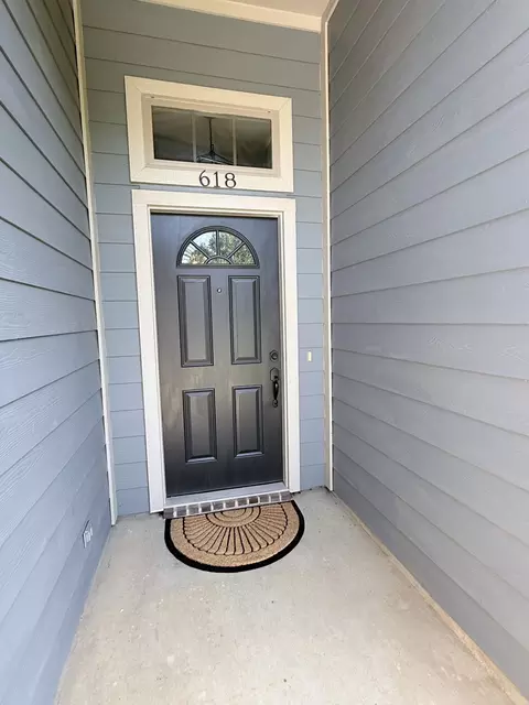 Other - 618 E Walcott St, Pilot Point, TX 76258 photo 1 of 4