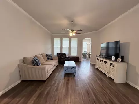 Living - 618 E Walcott St, Pilot Point, TX 76258 photo 1 of 1