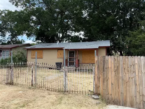 4220 Evans Ave, Fort Worth, TX 76115