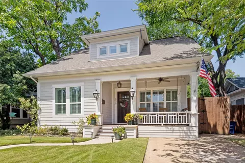 909 Woodlawn Ave, Dallas, TX 75208