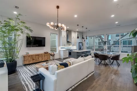 5915 Lindell Ave #105, Dallas, TX 75206
