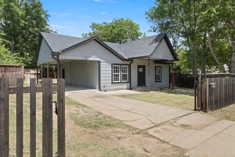5425 Laster Rd, Fort Worth, TX 76119