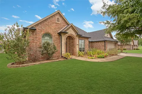 2505 Wichita Trl, Sanger, TX 76266