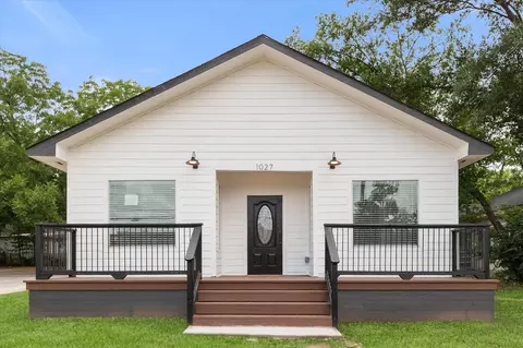 1027 W 2nd Ave, Corsicana, TX 75110
