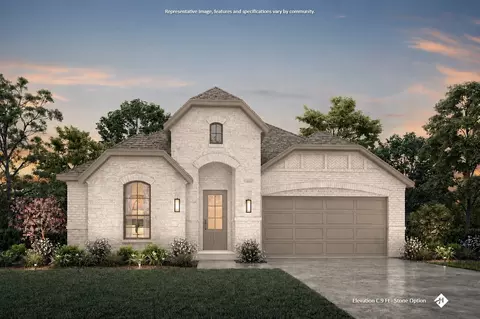 128 Trinity St, Grandview, TX 76050