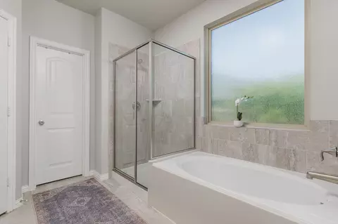 Bath - 16721 Millenium Park Pl, Prosper, TX 75078 photo 2 of 5