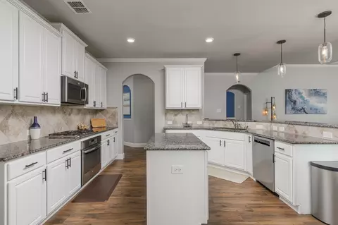 Kitchen - 16721 Millenium Park Pl, Prosper, TX 75078 photo 4 of 4