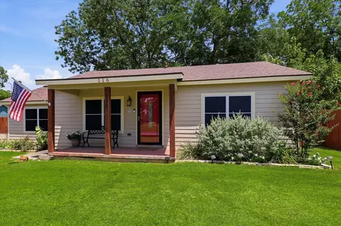116 Pecan St, Whitesboro, TX 76273