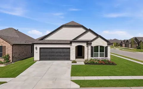 900 Summer Ct, Justin, TX 76247