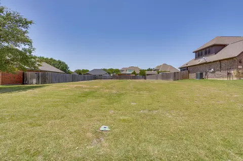 707 Carmen Ana Ave, Grandview, TX 76050