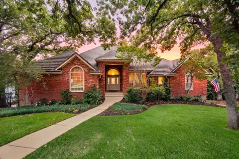 2108 Stonehaven Dr, Colleyville, TX 76034