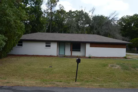 501 E 2nd St, Quinlan, TX 75474