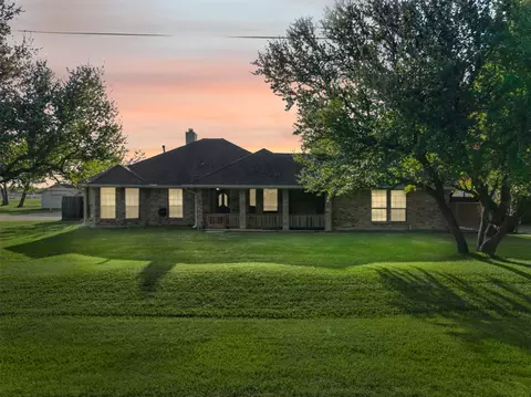 309 Josey Ln, Red Oak, TX 75154