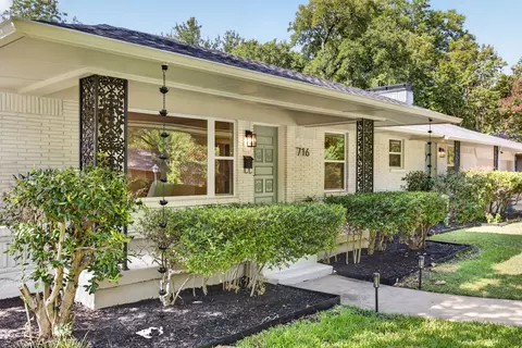 716 Mayrant Dr, Dallas, TX 75224