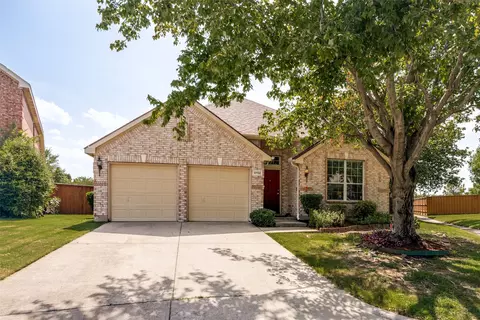 8702 Nairn St, Rowlett, TX 75089