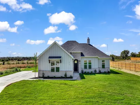 1012 Don Eve Ct, Azle, TX 76020