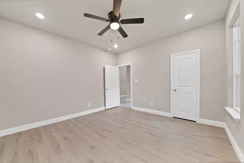 Bedroom - 407 E Willingham St, Cleburne, TX 76031 photo 5 of 5
