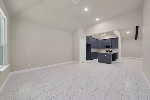 Living - 407 E Willingham St, Cleburne, TX 76031 photo 5 of 5