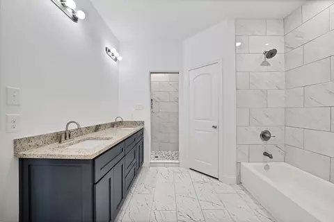 Bath - 407 E Willingham St, Cleburne, TX 76031 photo 3 of 3